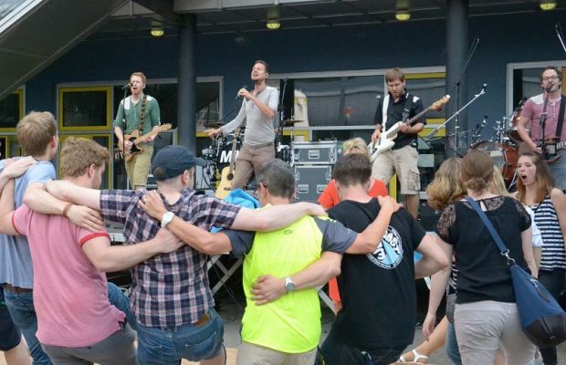 Miljö rockt EMG-Sommerfest