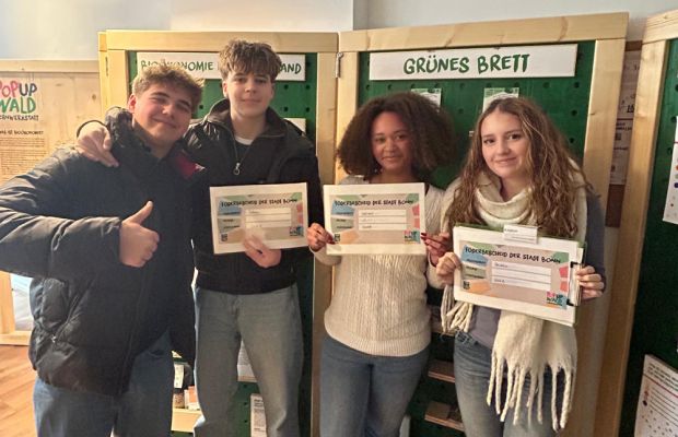 Sowi-Kurs pitcht nachhaltige Startup-Ideen