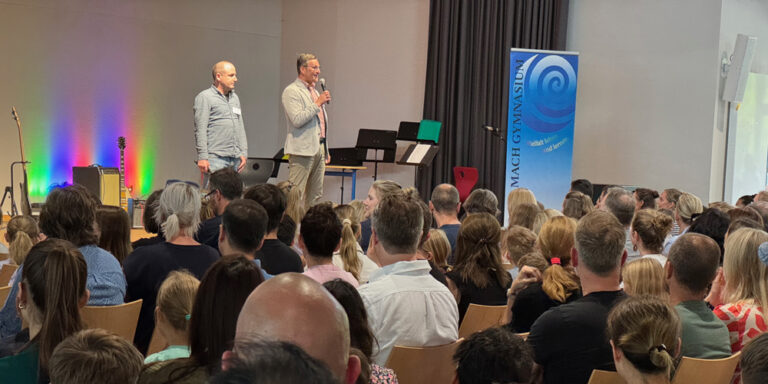 150 Jungen und Mädchen am EMG begrüßt