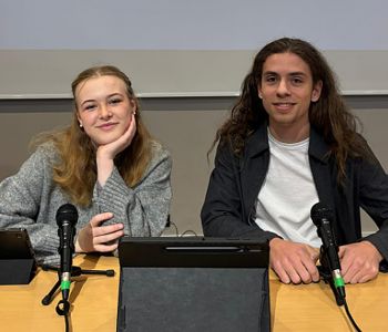 Mozzarellasticks, Turnhalle und Austausch mit dem ASG