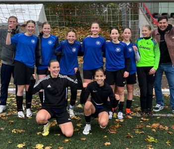 EMG-Fußballerinnen fliegen von Sieg zu Sieg