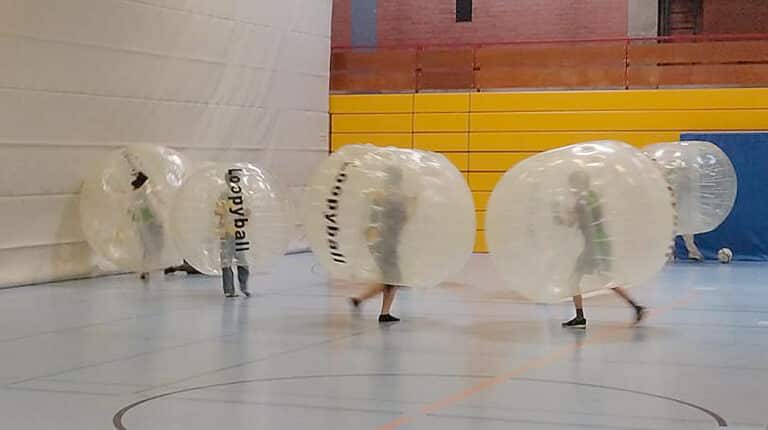 Trampolin, Bubble Football und Vieles mehr